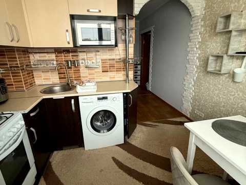 квартира за адресою Тракторобудівників просп., 63