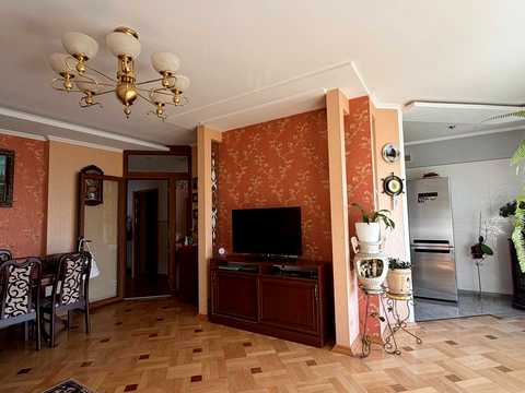 будинок за адресою Дмитра Яворницького вул., 42а