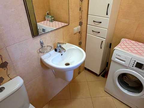 будинок за адресою Дмитра Яворницького вул., 42а