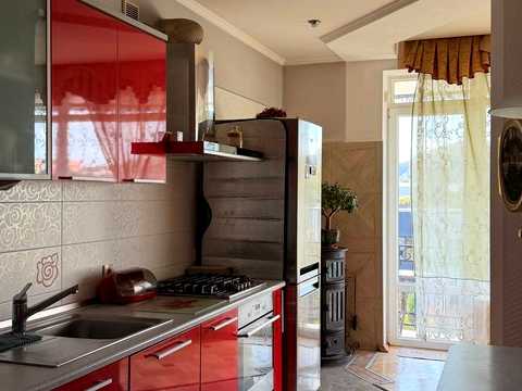 будинок за адресою Дмитра Яворницького вул., 42а