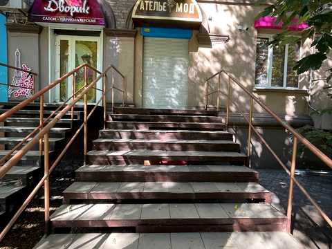 комерційна за адресою Трегубенка вул., 6