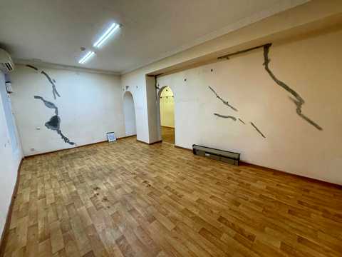 комерційна за адресою Трегубенка вул., 6