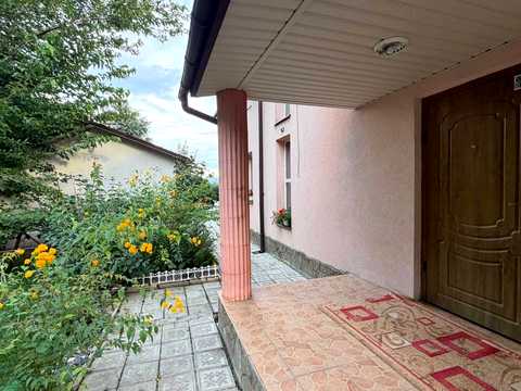 будинок за адресою Рівне, Дворецька вул., 81