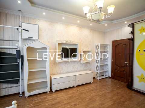 квартира за адресою Микільсько-Слобідська вул., 1-А