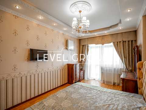 квартира за адресою Микільсько-Слобідська вул., 1-А