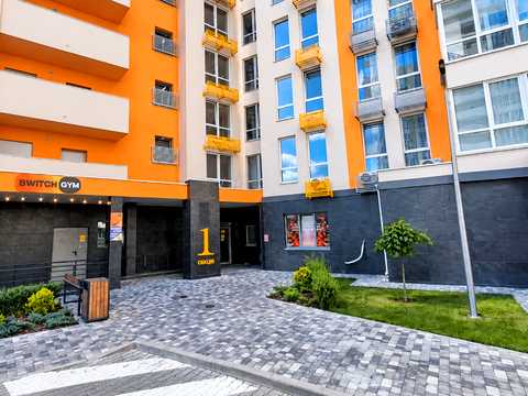 квартира за адресою Олеся Бердника вул., 1