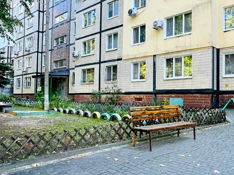 квартира за адресою житловий масив Тополя-3 вул., 21 к1