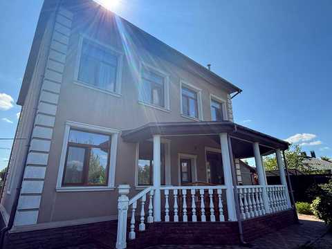 будинок за адресою с. Нове, старицького