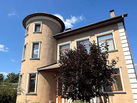 будинок за адресою с. Нове, старицького