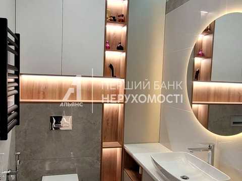 квартира за адресою Валерія Самофалова вул. (Каманіна), 16-А/6