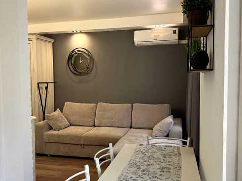 квартира за адресою Празька вул., 8