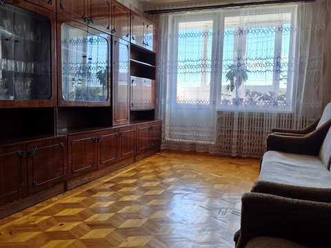квартира за адресою Амосова вул. (Корчагінців), 36
