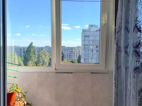 квартира за адресою Амосова вул. (Корчагінців), 36