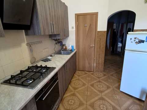 квартира за адресою Прилуцька вул., 12
