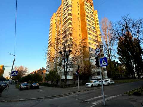квартира за адресою Київ, Відрадний просп. (Чубаря), 55