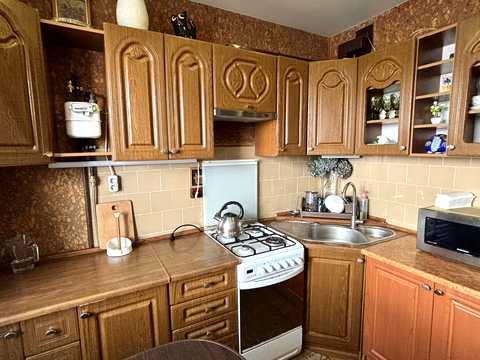 квартира за адресою Гната Хоткевича вул., 66