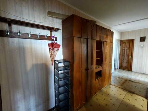 квартира за адресою Довженка вул., 1