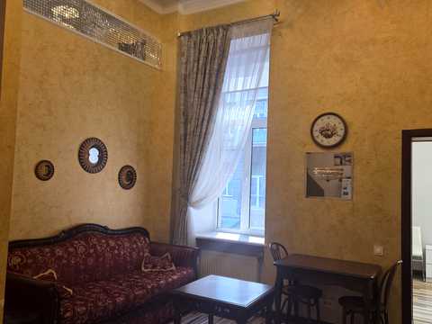 квартира за адресою Одеса, Дерибасівська вул., 12