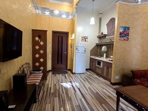 квартира за адресою Одеса, Дерибасівська вул., 12