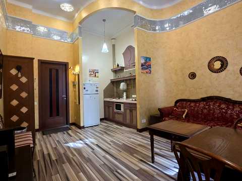квартира за адресою Одеса, Дерибасівська вул., 12