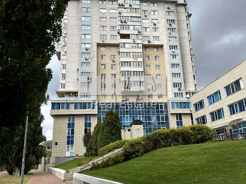 комерційна за адресою Юрія Шумського вул., 1