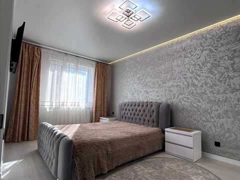 квартира по адресу Степана Бандеры ул., 77-Б