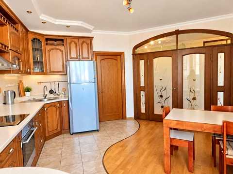 квартира по адресу Голосеевская ул., 13-А