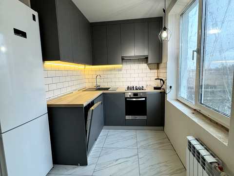 квартира за адресою Михайля Семенка вул. (Чайковська), 33б