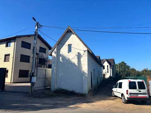 дом по адресу Святопетрівського, 3С