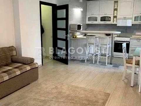 квартира за адресою Зарічна вул., 3-А
