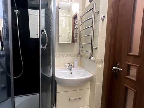 квартира за адресою Володимира Івасюка вул., 24