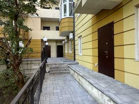 комерційна за адресою Одеса, Сонячна вул., 4
