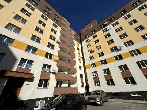квартира за адресою Героїв Крут вул., 4-А