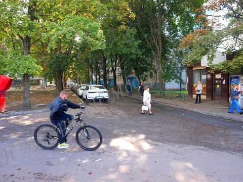 комерційна за адресою Харків, Тракторобудівників просп., 92а