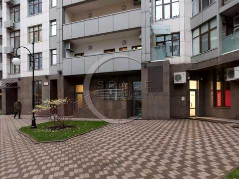 комерційна за адресою Андрія Верхогляда вул. (Михайла Драгомирова), 16