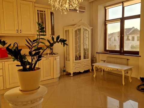 квартира по адресу Вице-адмирала Азарова ул. (Вице-адмирала Азарова), 13
