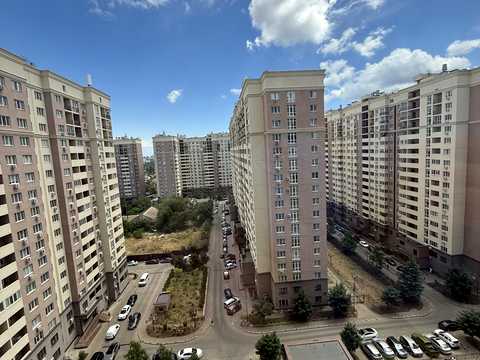 квартира за адресою Віталія Нестеренка вул. (Академіка Воробйова), 1б