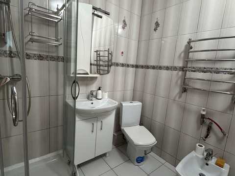 квартира за адресою Зодчих вул., 11