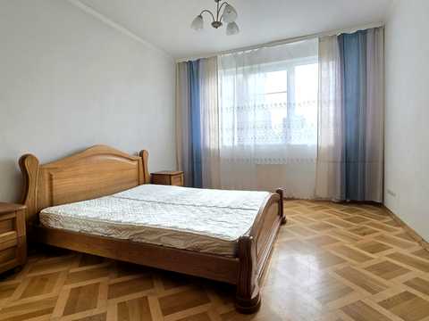 квартира за адресою Антіна Манастирського вул. (), 2-А