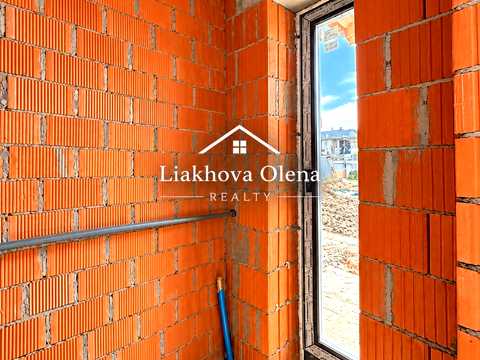 будинок за адресою Лютнева вул.