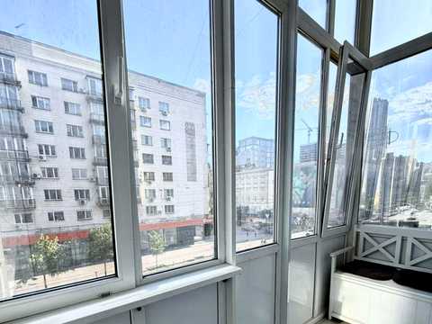 квартира за адресою Велика Васильківська вул. (Червоноармійська), 43/16