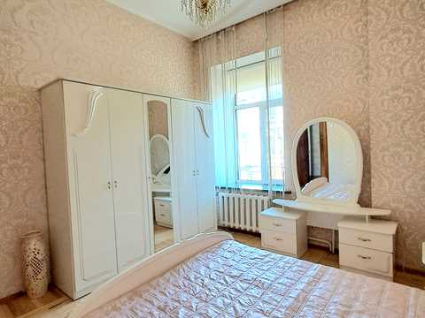 квартира за адресою Київ, Ярославська вул., 15/23