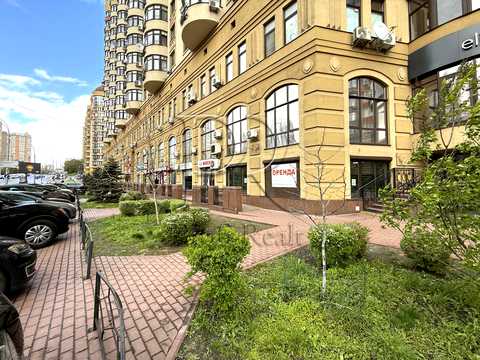 коммерческая по адресу Вячеслава Черновола ул., 27