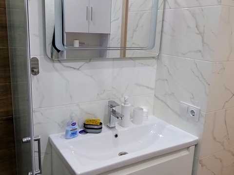 квартира за адресою Хіміків вул., 28, к.7-14