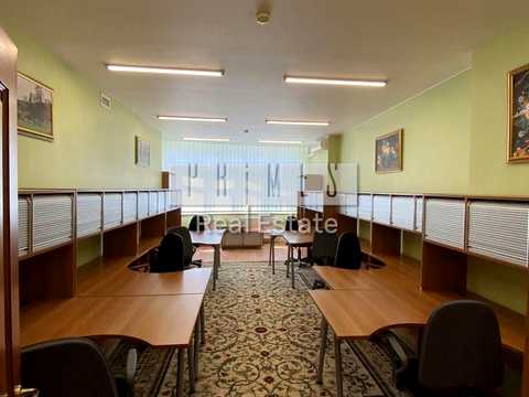 комерційна за адресою Анни Ахматової вул., 13