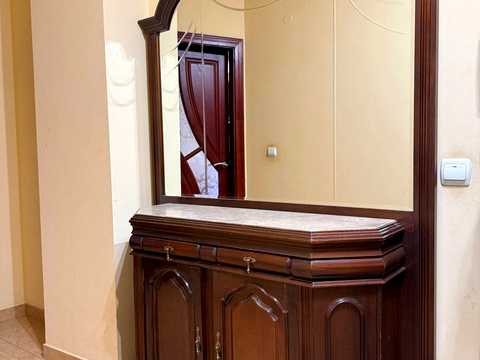 квартира за адресою Наукова вул., 49-А