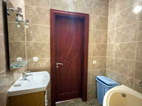 квартира за адресою Наукова вул., 49-А