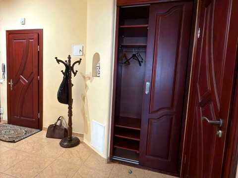 квартира за адресою Наукова вул., 49-А