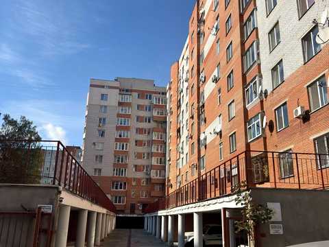 квартира за адресою Наукова вул., 49-А