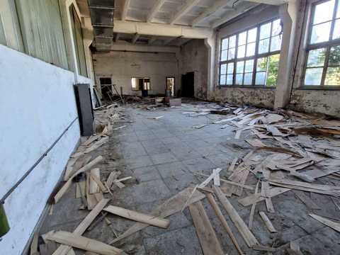 комерційна за адресою Свалява, Латорична, 13 А